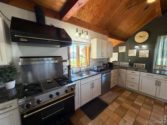 48027 County Road DD Arapahoe, CO 80802