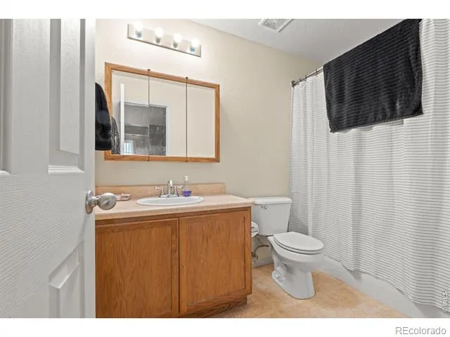 2990 W C STREET #63-204 Greeley, CO 80631