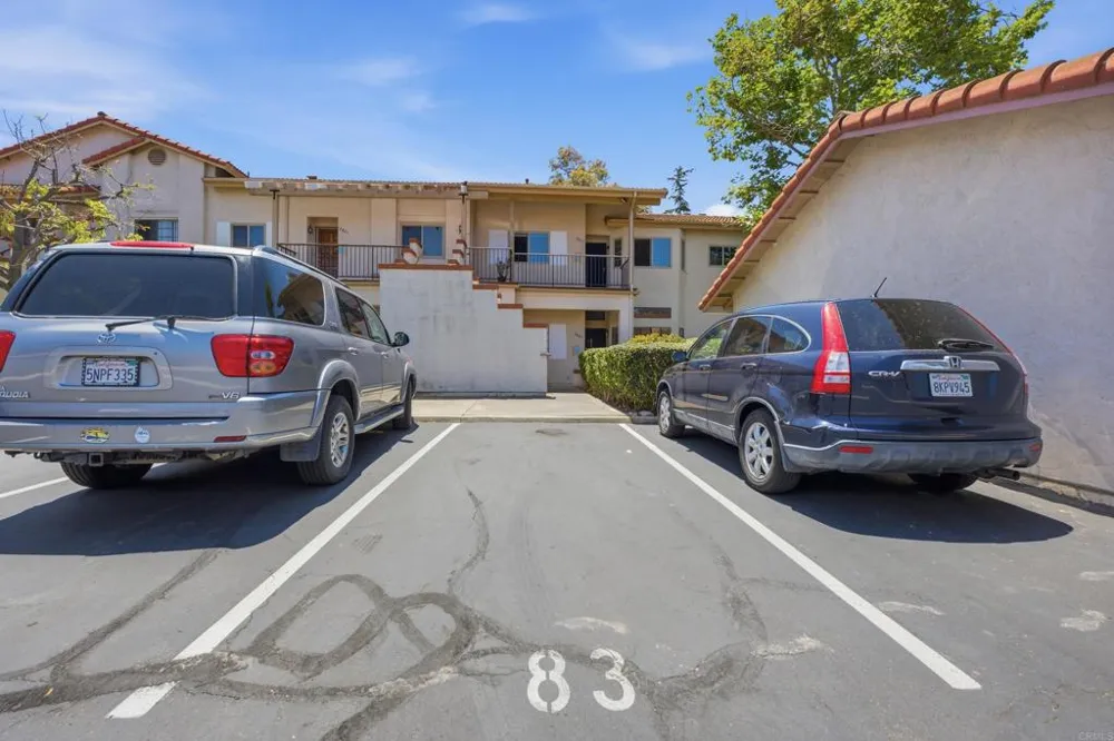 2815 New Castle Way Carlsbad, CA 92010