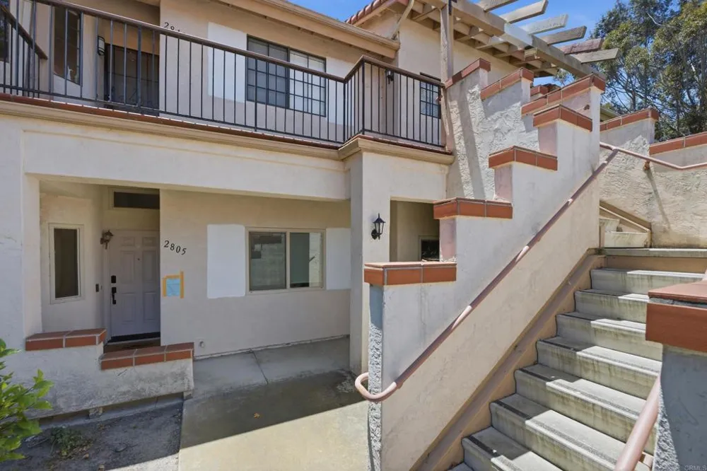 2815 New Castle Way Carlsbad, CA 92010