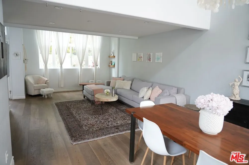 1038 11th Street #D Santa Monica, CA 90403