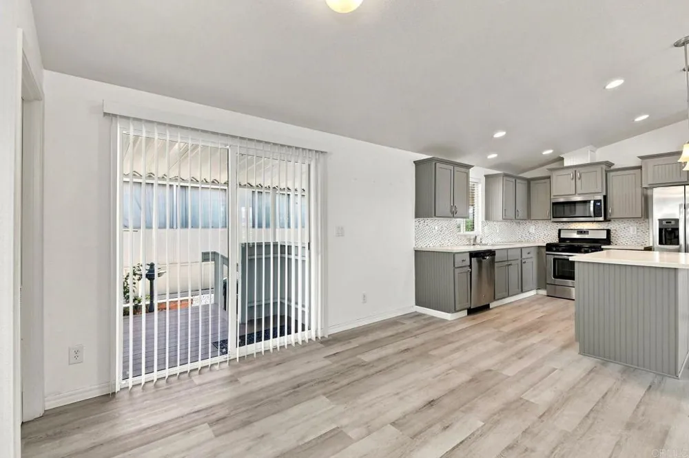 1515 Capalina Road #15 San Marcos, CA 92069