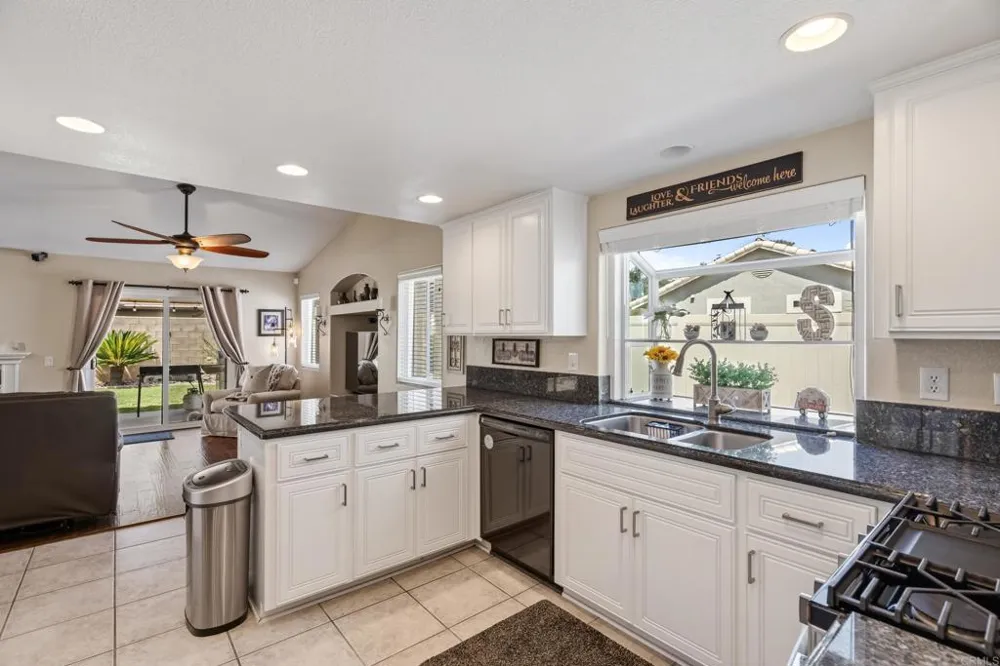 9116 Lake Valley Road El Cajon, CA 92021