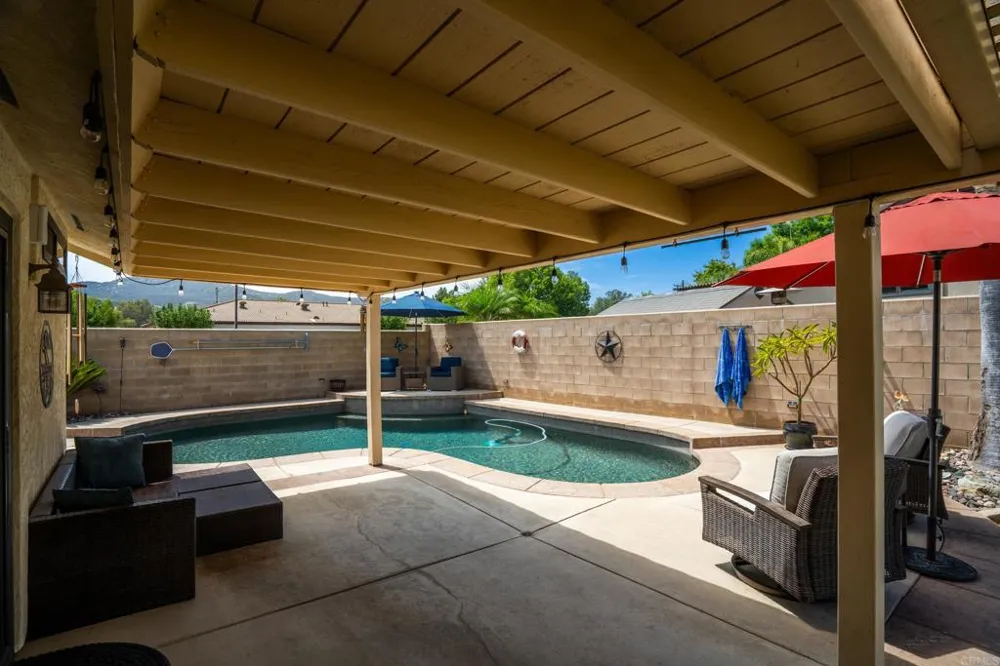 9116 Lake Valley Road El Cajon, CA 92021