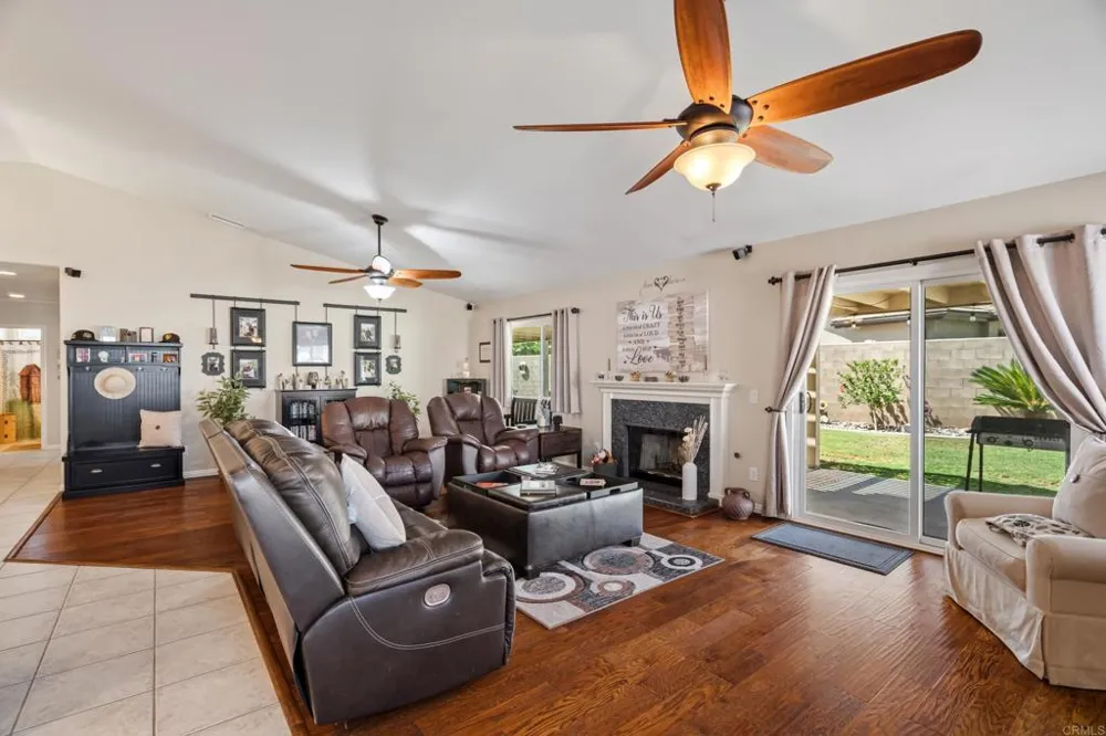 9116 Lake Valley Road El Cajon, CA 92021