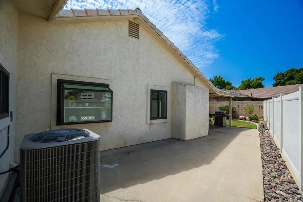 9116 Lake Valley Road El Cajon, CA 92021