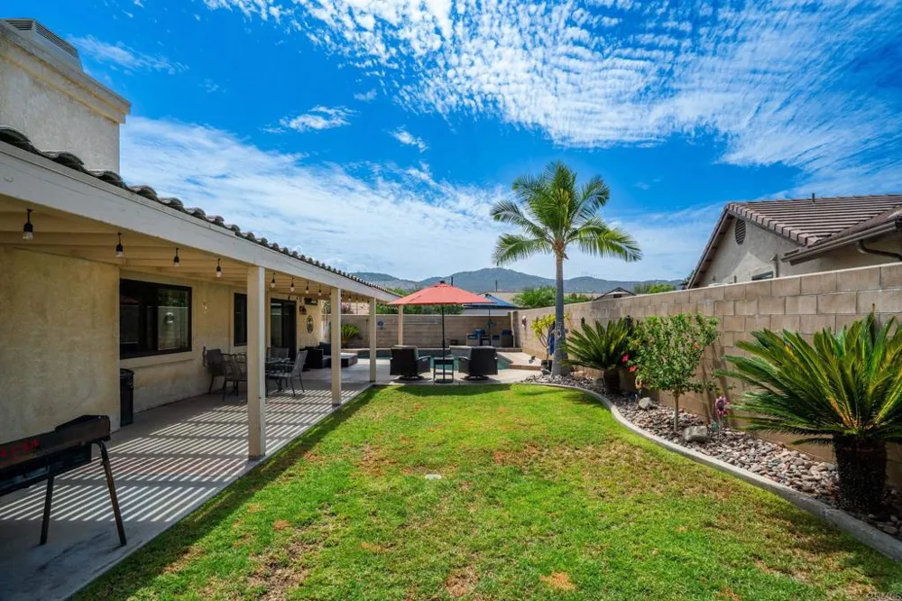 9116 Lake Valley Road El Cajon, CA 92021