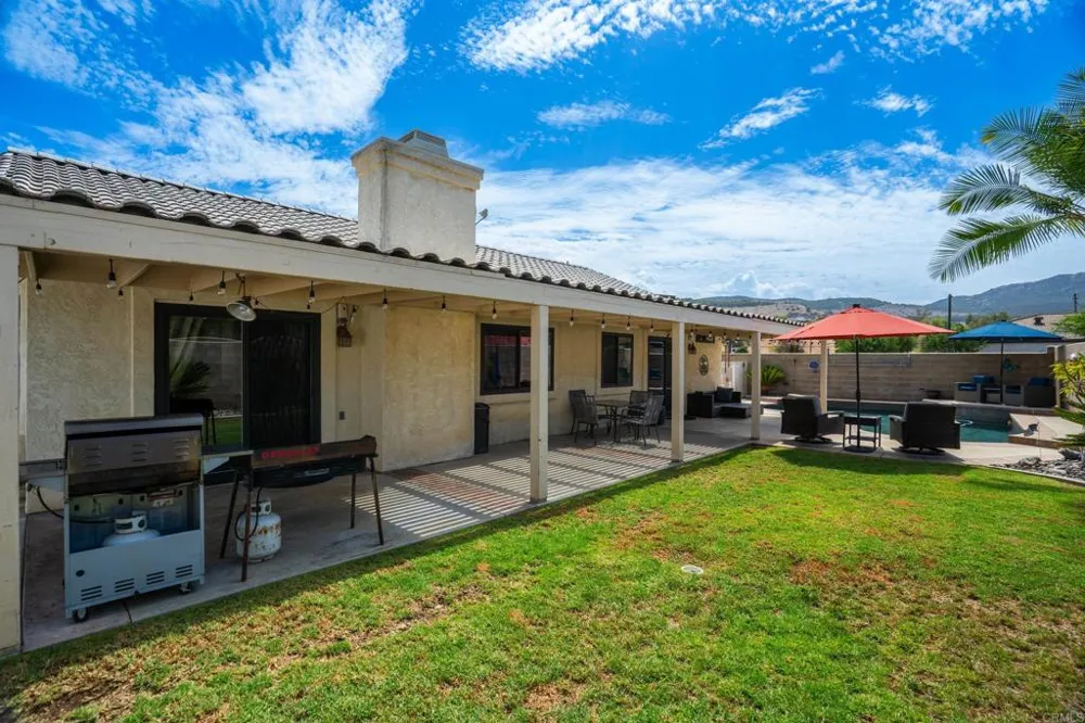 9116 Lake Valley Road El Cajon, CA 92021