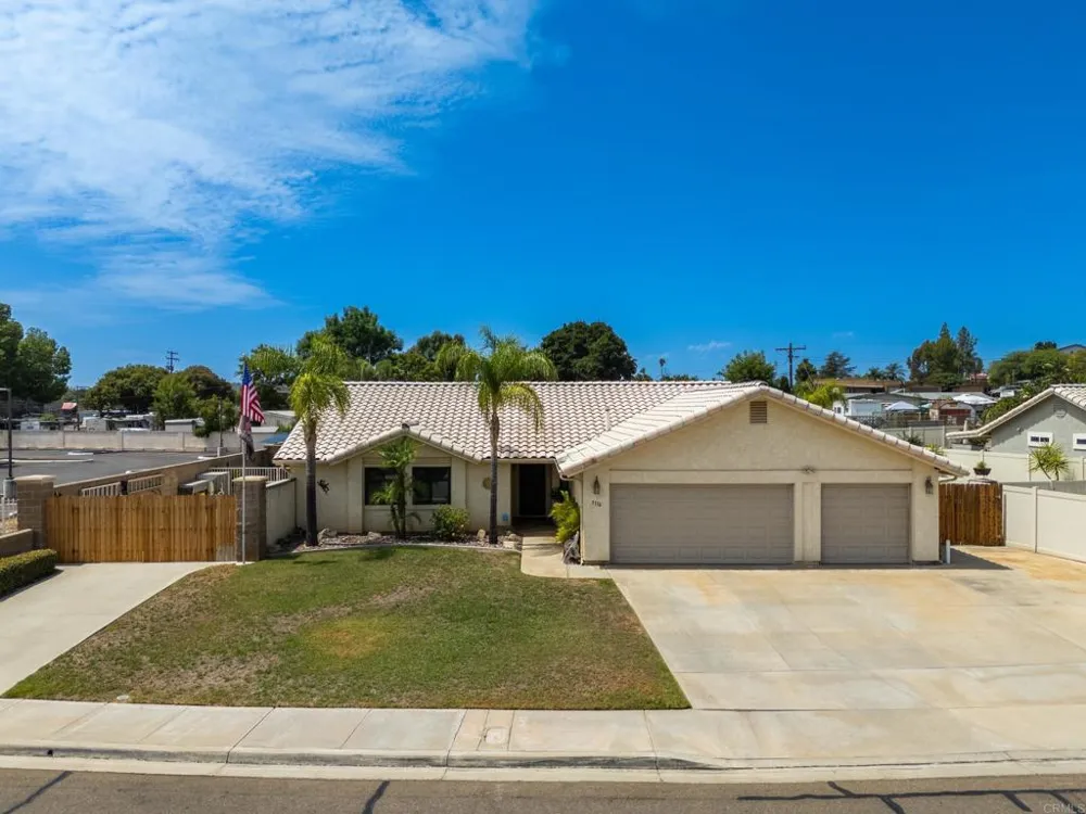 9116 Lake Valley Road El Cajon, CA 92021