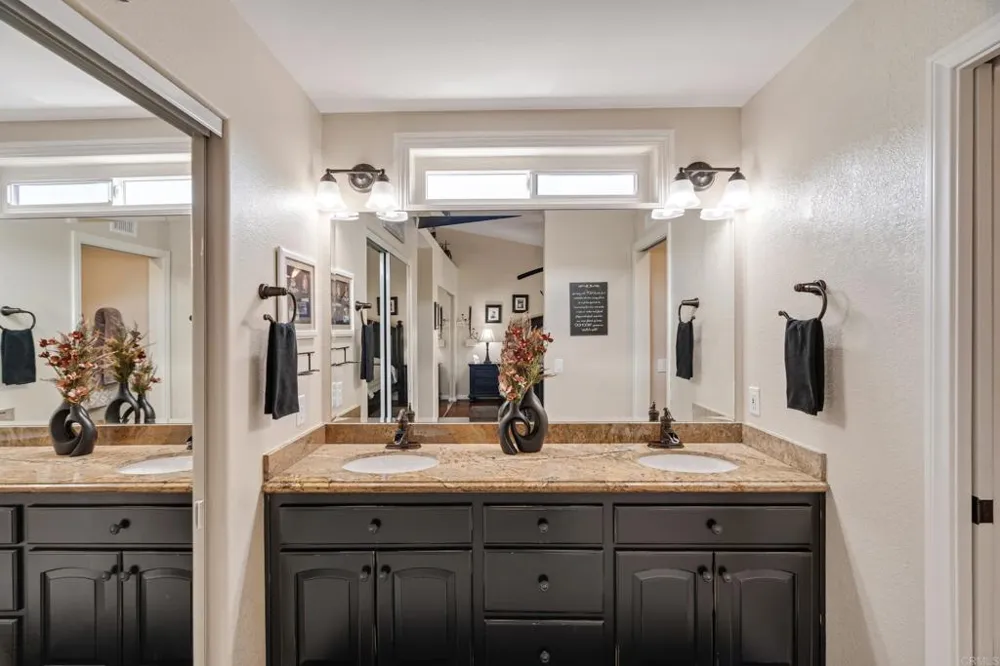 9116 Lake Valley Road El Cajon, CA 92021