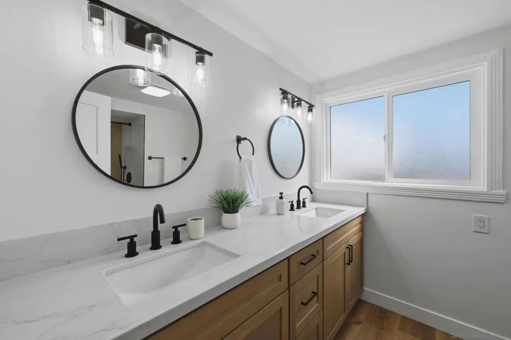 3621 Vista Campana S #11 Oceanside, CA 92057