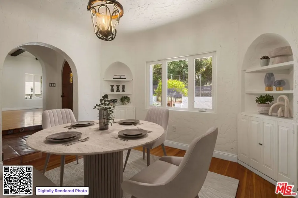 3447 Primera Avenue Los Angeles, CA 90068