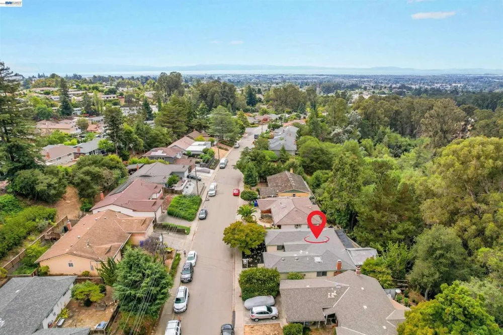 3404 Saddle Dr Hayward, CA 94541