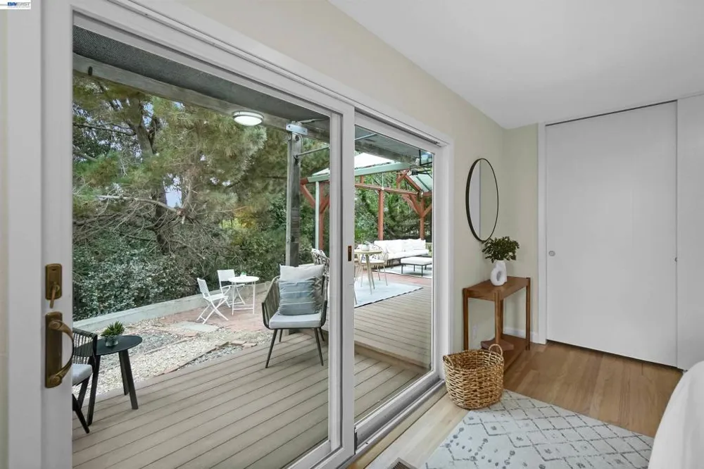 3404 Saddle Dr Hayward, CA 94541