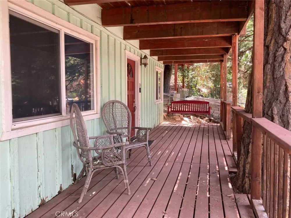 143 Western Cedar Glen, CA 92321