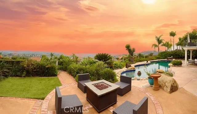 3313 Cabo Court Carlsbad, CA 92009
