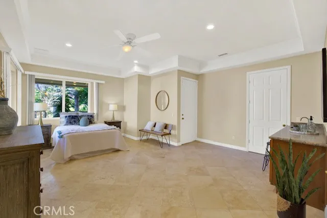 3313 Cabo Court Carlsbad, CA 92009