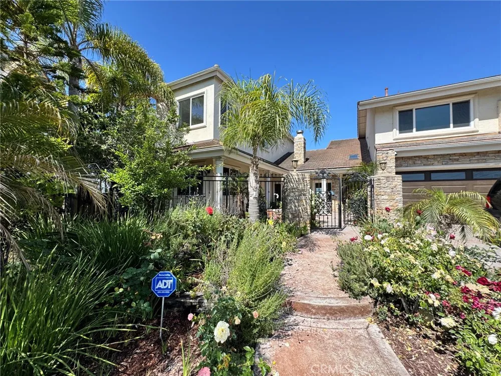 3313 Cabo Court Carlsbad, CA 92009
