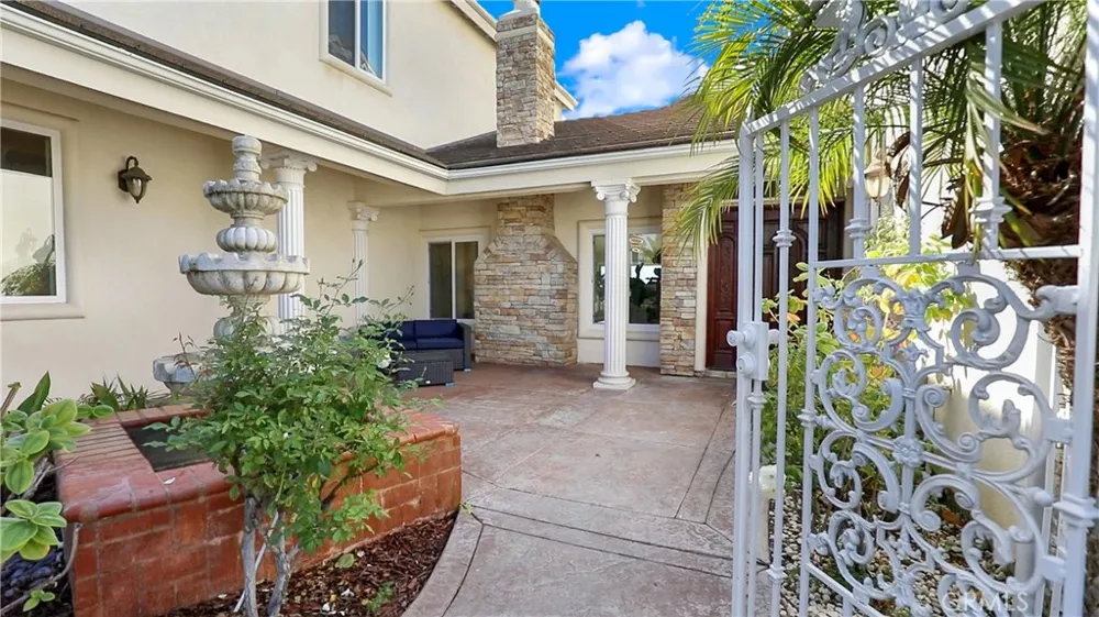 3313 Cabo Court Carlsbad, CA 92009