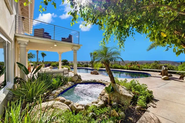 3313 Cabo Court Carlsbad, CA 92009