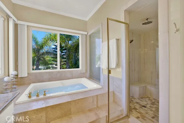 3313 Cabo Court Carlsbad, CA 92009