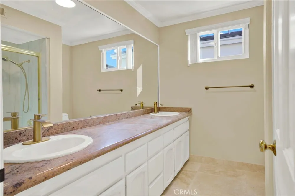 3313 Cabo Court Carlsbad, CA 92009