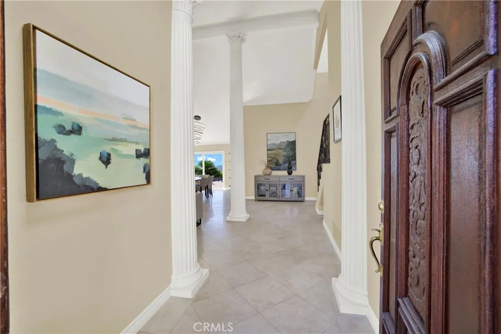 3313 Cabo Court Carlsbad, CA 92009