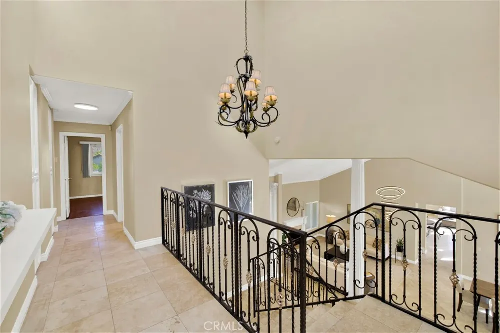 3313 Cabo Court Carlsbad, CA 92009