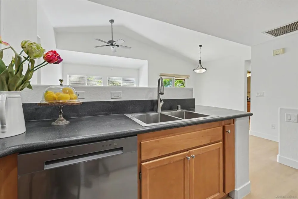 10414 Scripps Poway Pkwy #94 San Diego, CA 92131