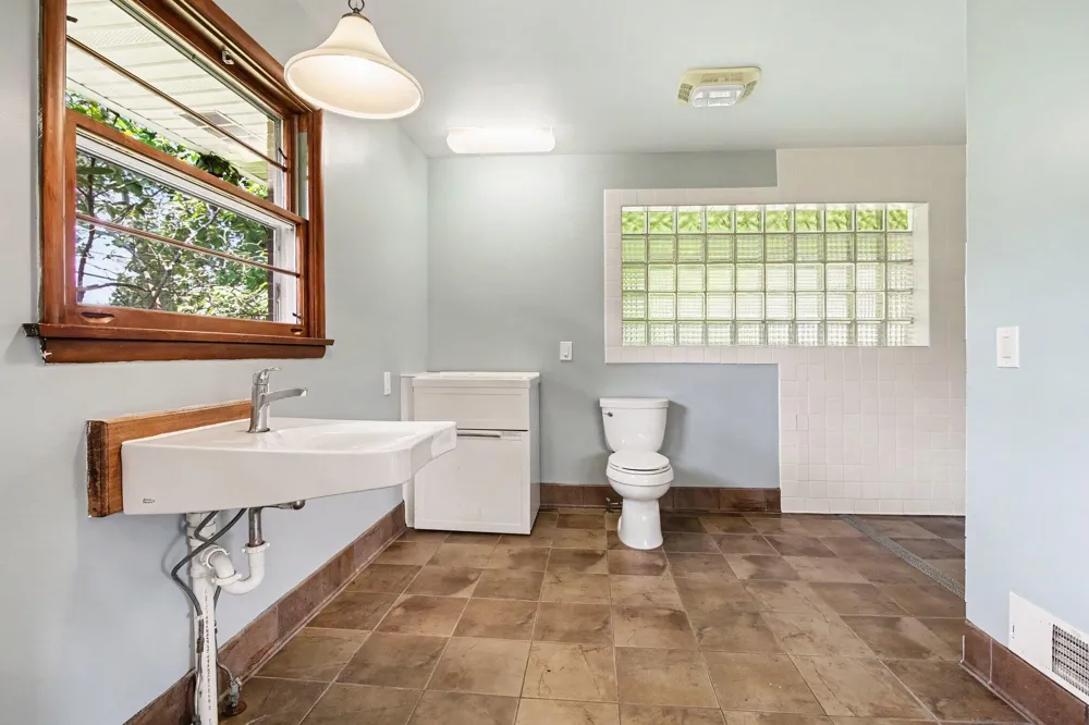 1234 Clague Street Ann Arbor, MI 48103