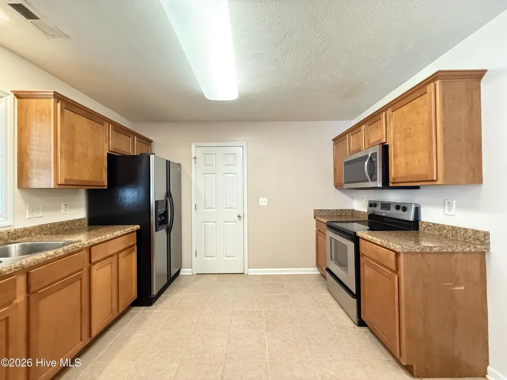 157 Mendover Drive Jacksonville, NC 28546