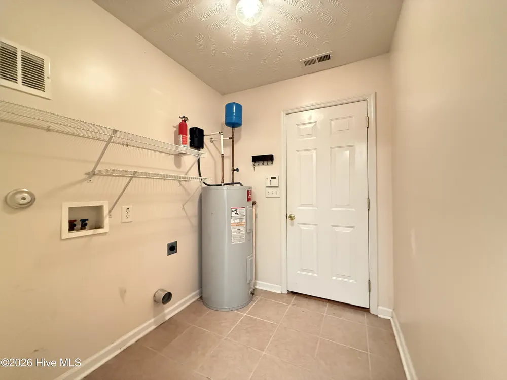 157 Mendover Drive Jacksonville, NC 28546