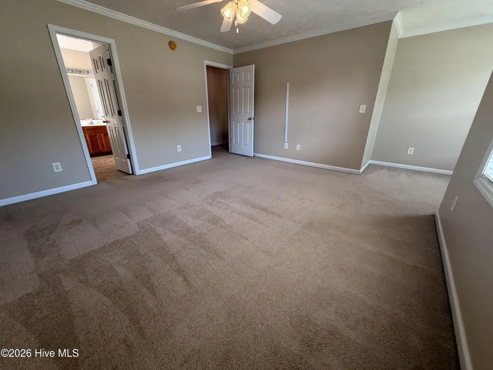 157 Mendover Drive Jacksonville, NC 28546