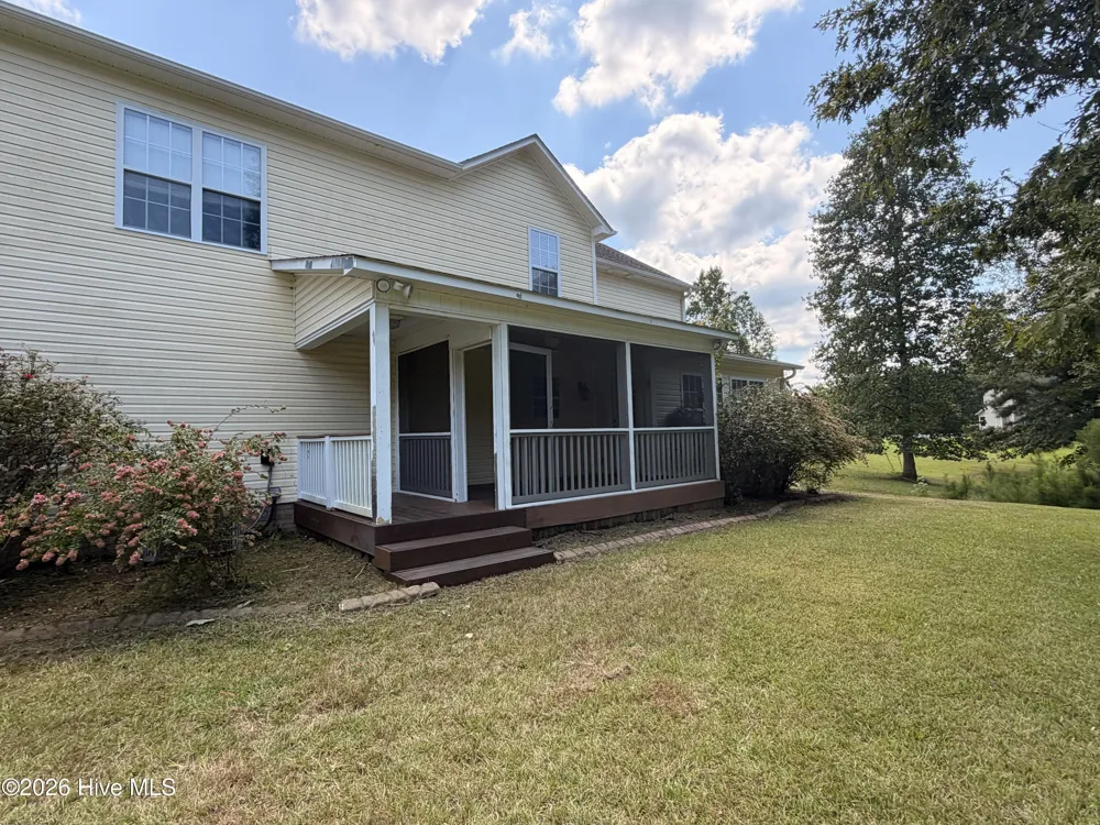 157 Mendover Drive Jacksonville, NC 28546