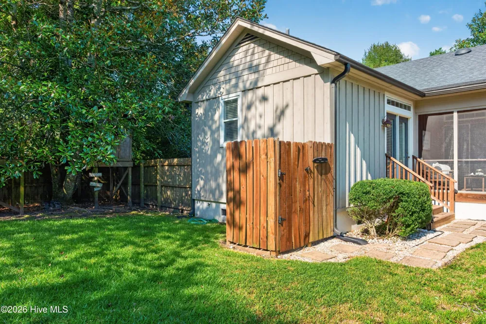 122 Mount Vernon Drive Wilmington, NC 28403