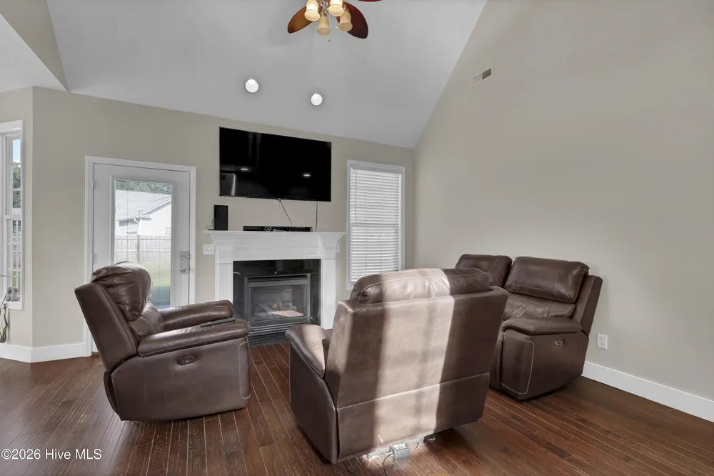 55 Morgan Cove Drive Burgaw, NC 28425