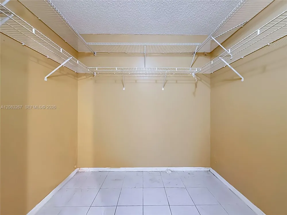 18396 SW 138th Ct Miami, FL 33177