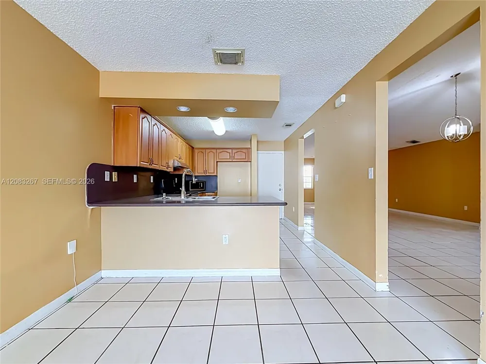 18396 SW 138th Ct Miami, FL 33177