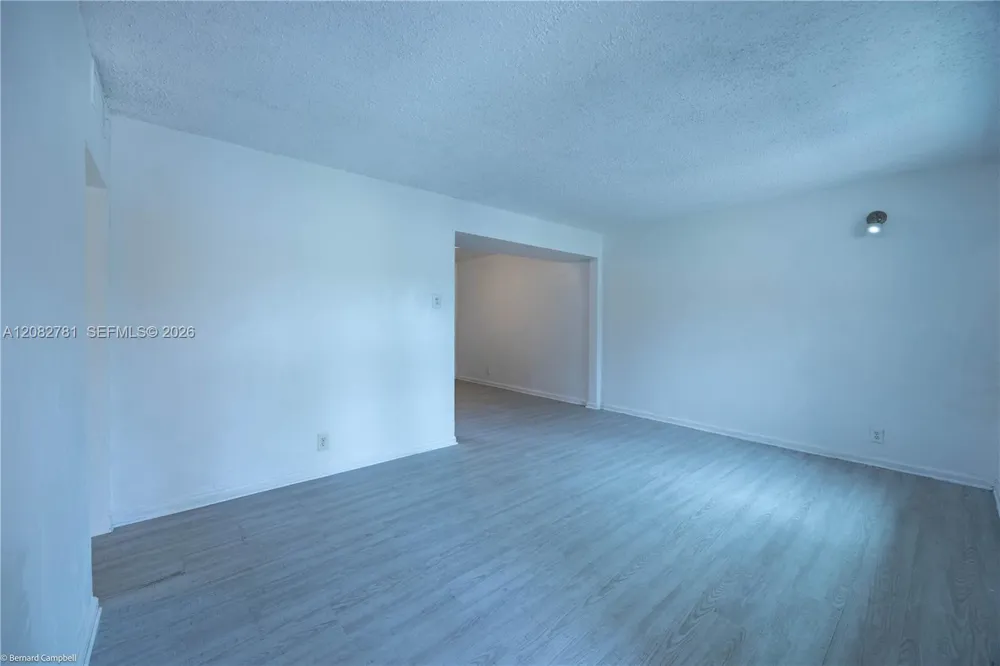 918 NW 13th Ct Fort Lauderdale, FL 33311