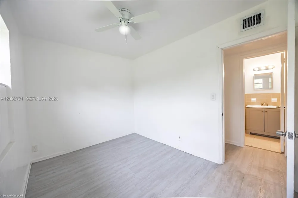 918 NW 13th Ct Fort Lauderdale, FL 33311
