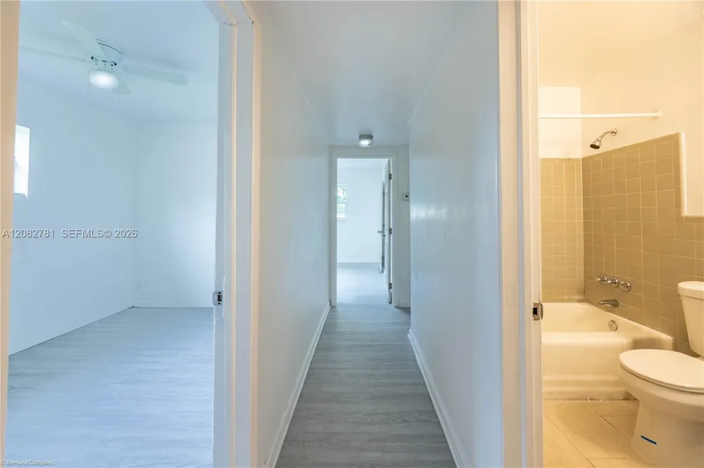 918 NW 13th Ct Fort Lauderdale, FL 33311