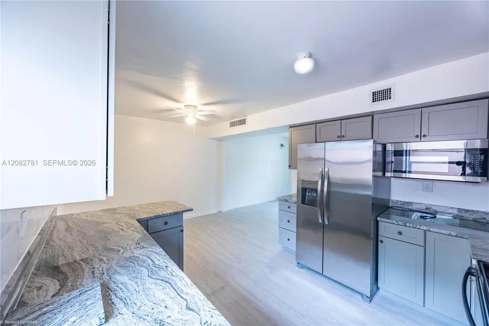 918 NW 13th Ct Fort Lauderdale, FL 33311