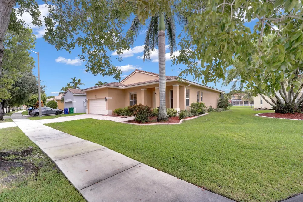 2256 SW 131st Terrace Miramar, FL 33027