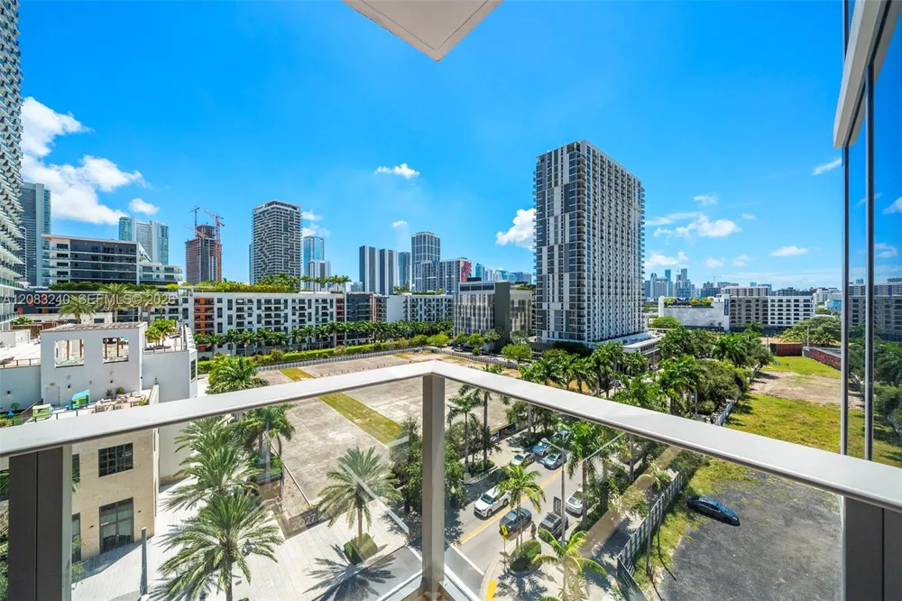 90 NE 32nd street #801 Miami, FL 33137