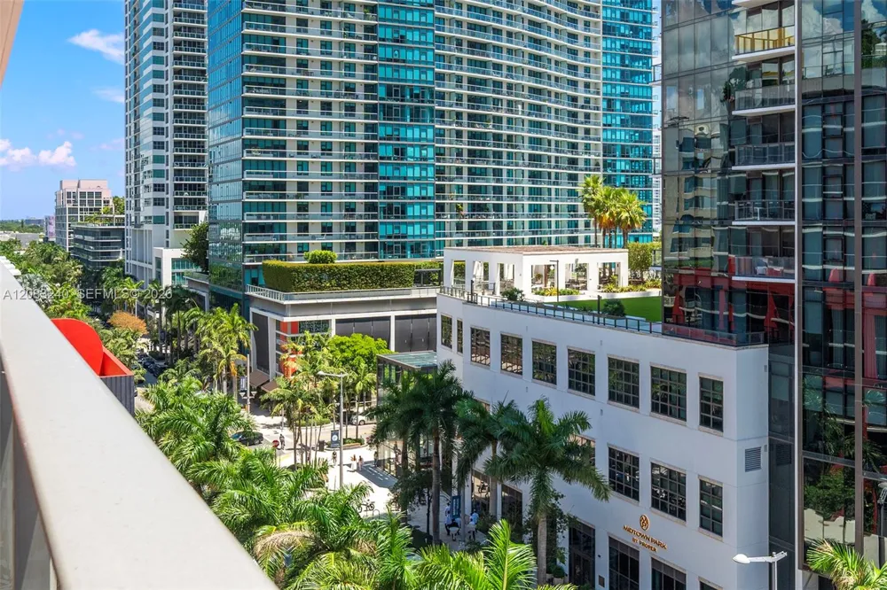 90 NE 32nd street #801 Miami, FL 33137