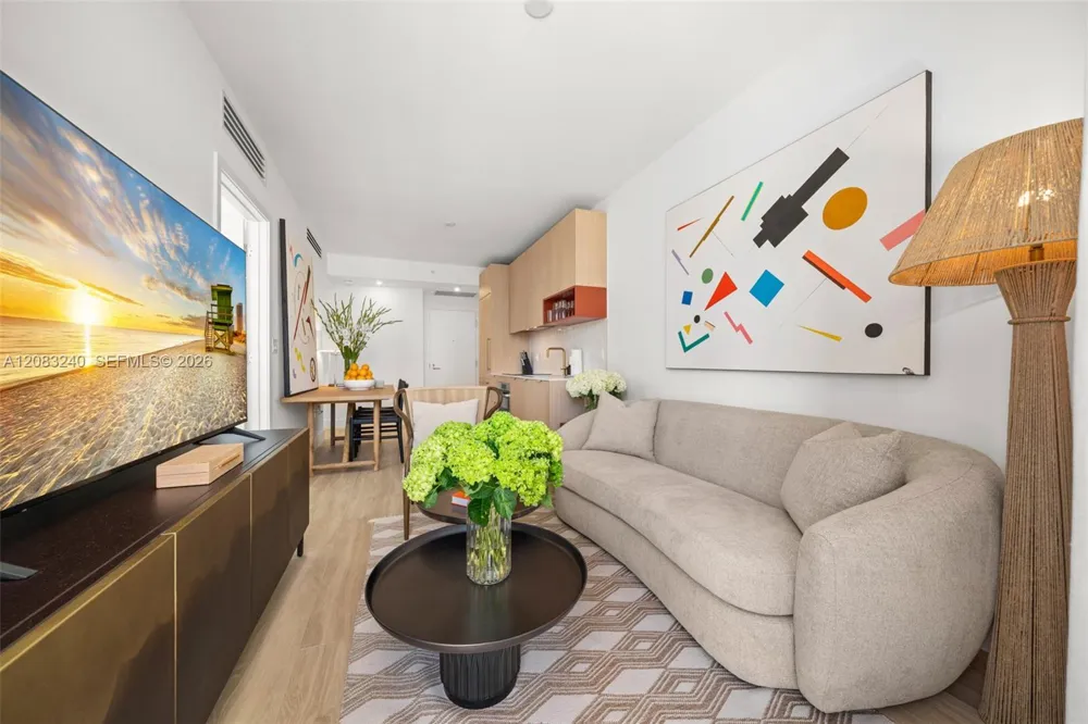 90 NE 32nd street #801 Miami, FL 33137