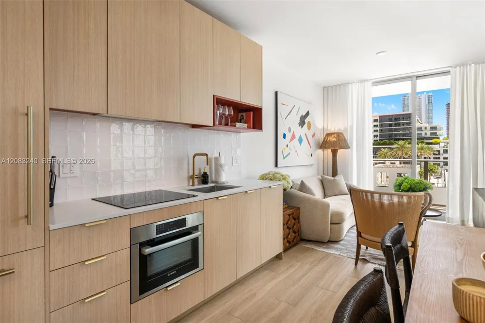 90 NE 32nd street #801 Miami, FL 33137