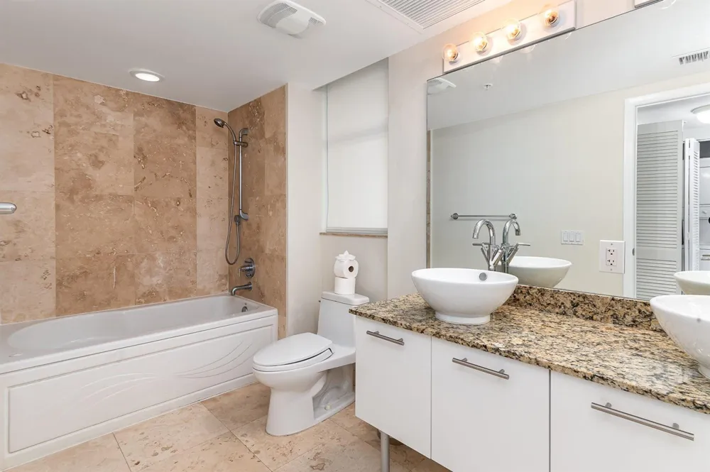 41 SE 5th Street ##417 Miami, FL 33131