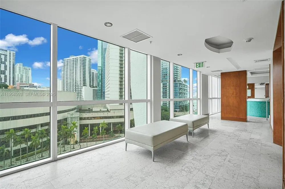 41 SE 5th Street ##417 Miami, FL 33131