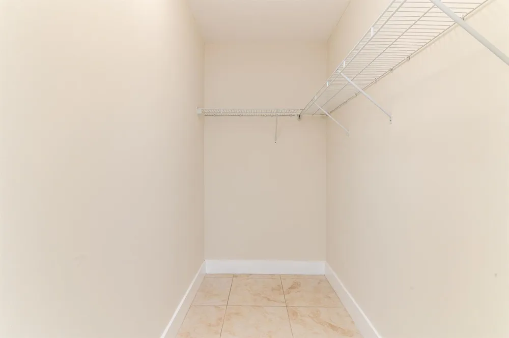 41 SE 5th Street ##417 Miami, FL 33131